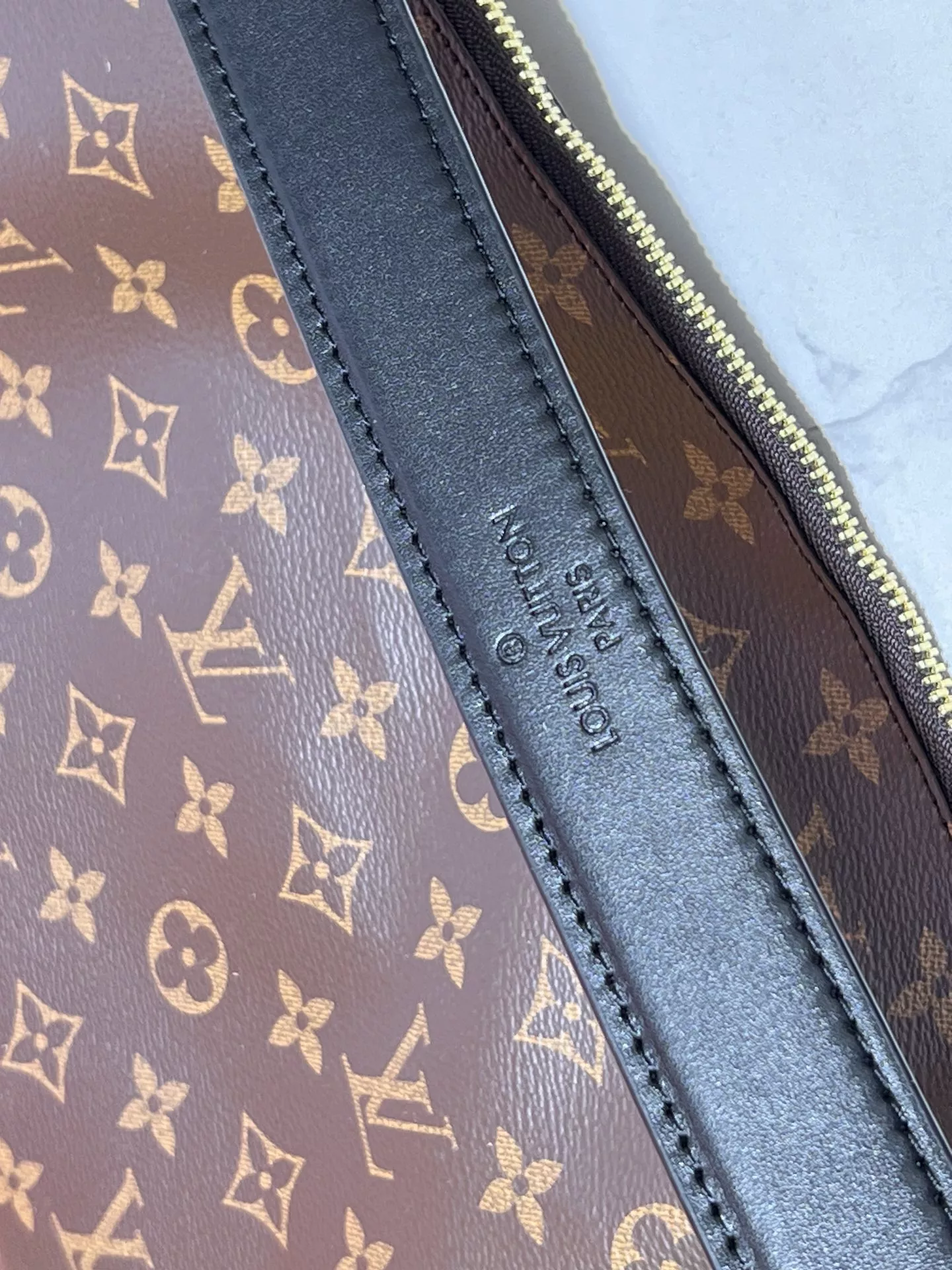 Louis Vuitton AAA Quality Shoulder Bags For Women Minimalist 2313 - Image 7