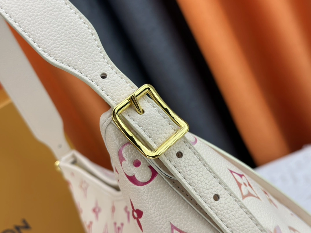 Louis Vuitton AAA Quality Shoulder Bags For Women Resilient 9668 - Image 7