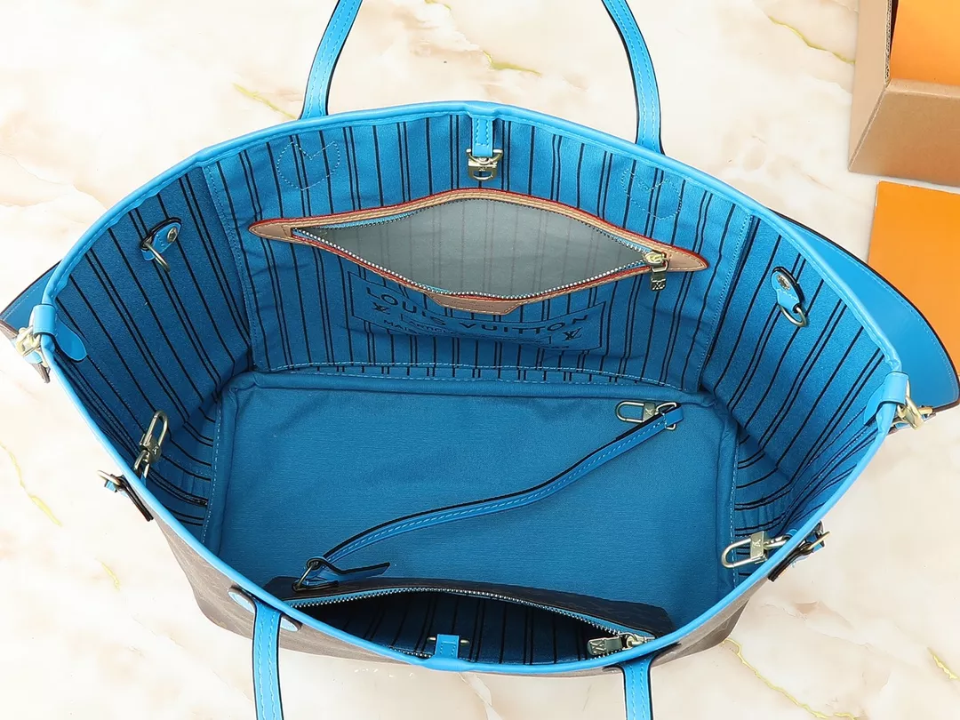 Louis Vuitton AAA Quality Shoulder Bags For Women SportInspired 7458 - Image 8