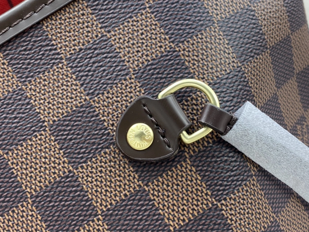 Louis Vuitton AAA Quality Shoulder Bags For Women WellDesigned 5671 - Image 5