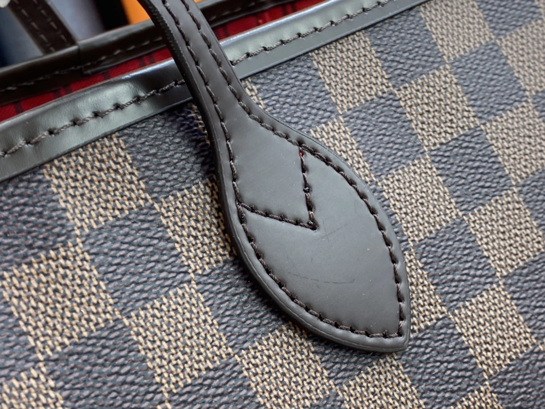 Louis Vuitton AAA Quality Shoulder Bags For Women WellDesigned 5671 - Image 6