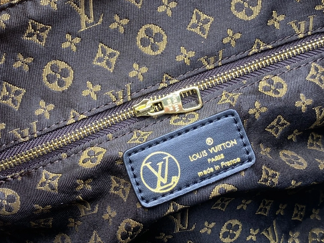 Louis Vuitton AAA Quality Tote-Handbags For Women Versatile 303 - Image 7