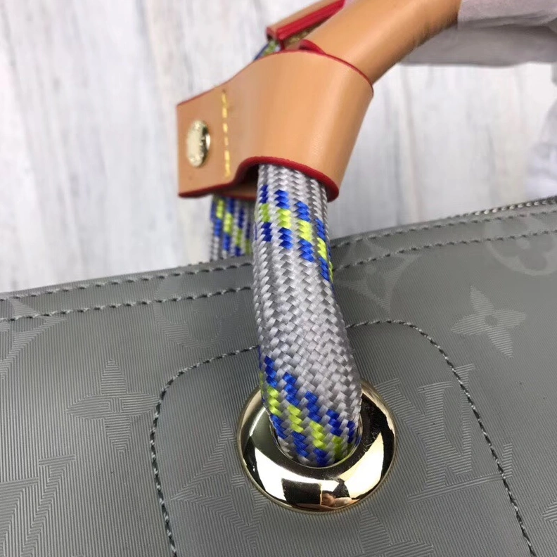 Louis Vuitton AAA Quality Travel Bags Versatile 4483 - Image 4