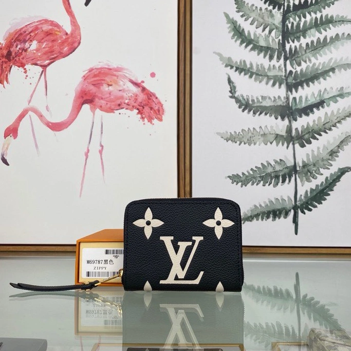 Louis Vuitton AAA Quality Wallets For Women Elegant 1913 - Image 7