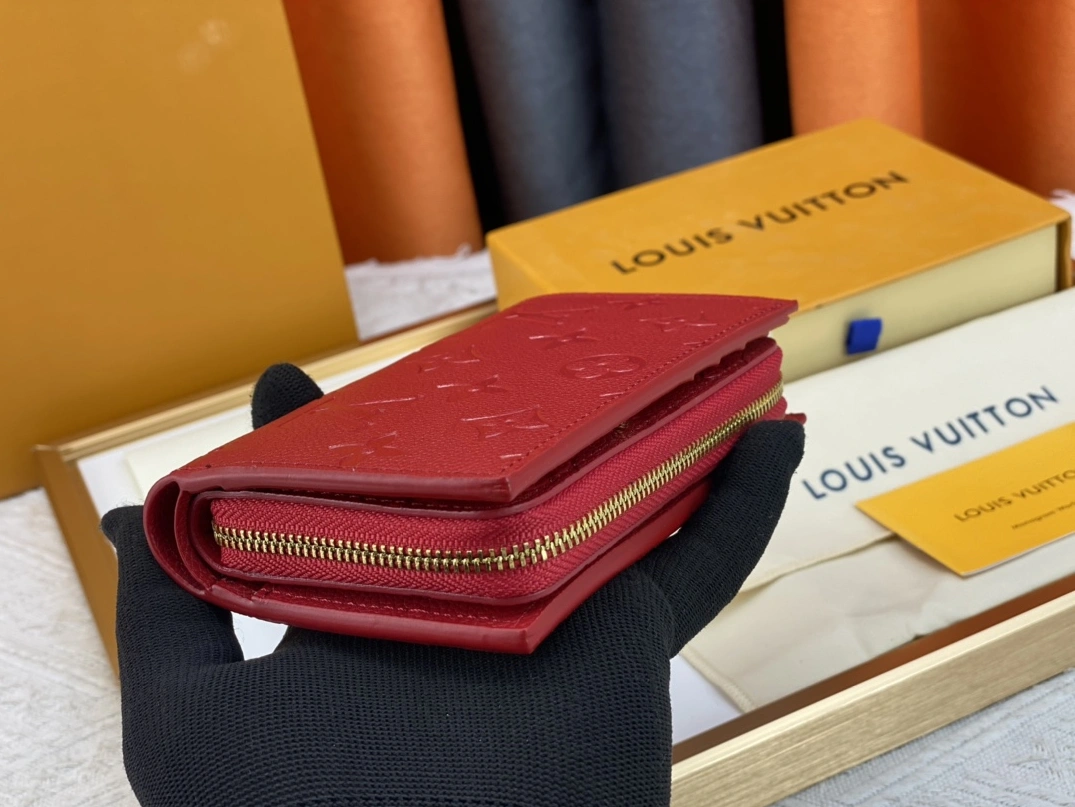 Louis Vuitton AAA Quality Wallets HighQuality 7096 - Image 3