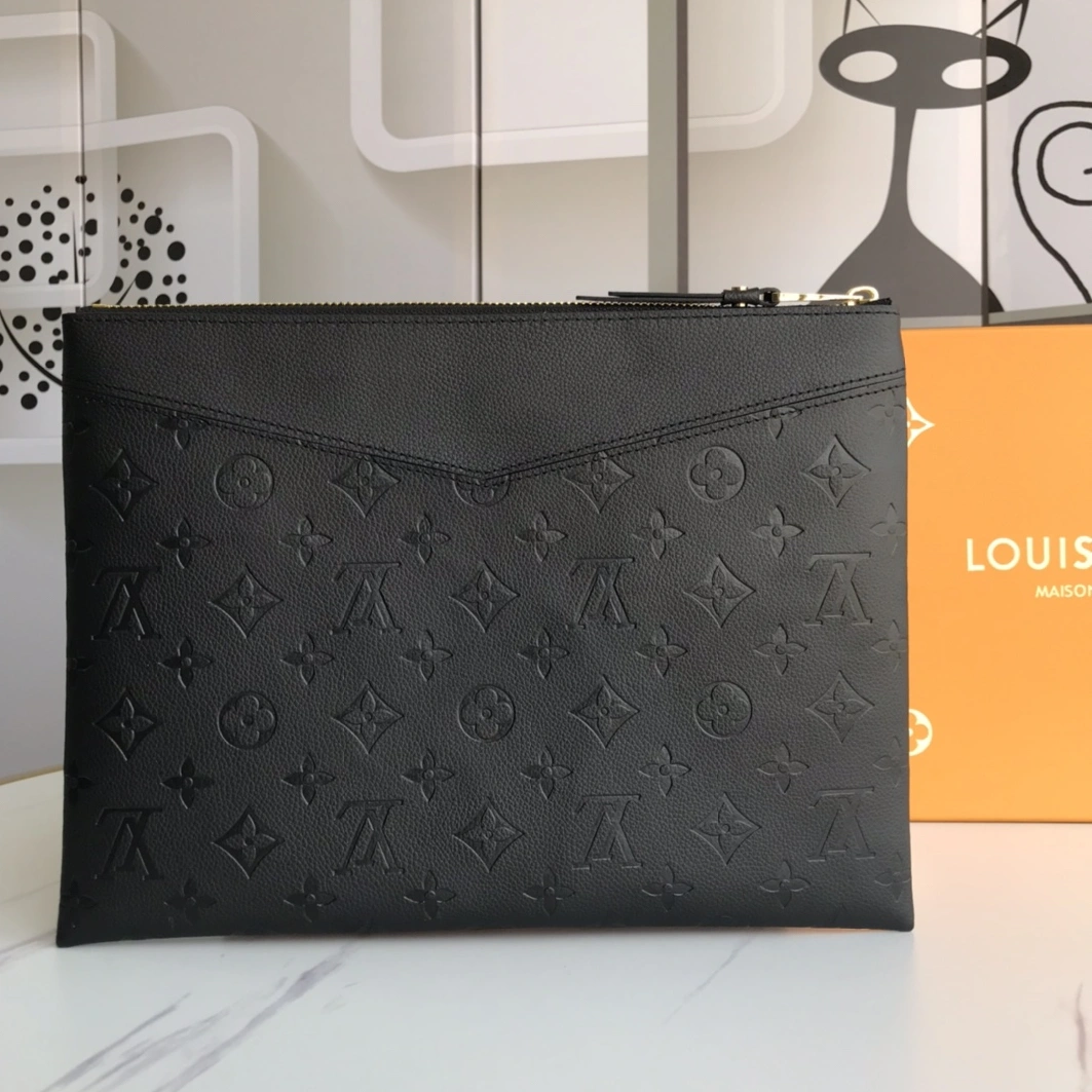 Louis Vuitton AAA Quality Wallets NewStyle 8777