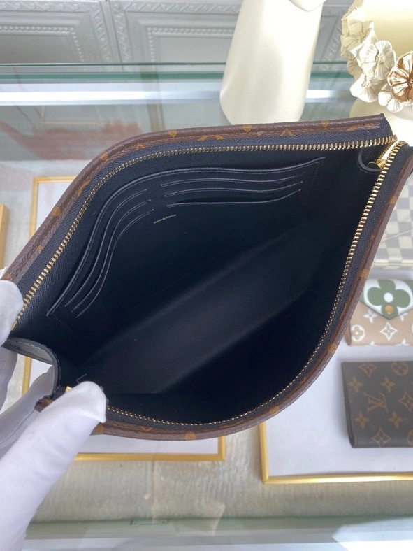 Louis Vuitton AAA Quality Wallets Sophisticated 6665 - Image 5