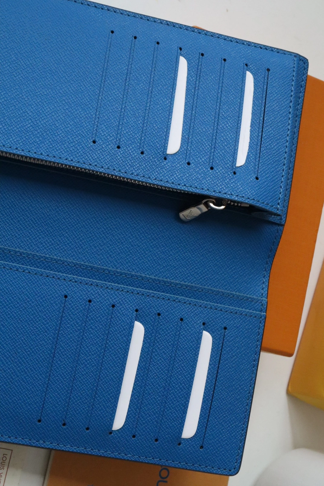 Louis Vuitton AAA Quality Wallets Stylish 8474 - Image 5