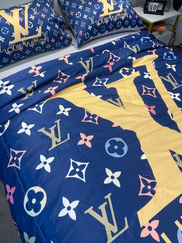Louis Vuitton Bedding DailyWear 4710 - Image 3
