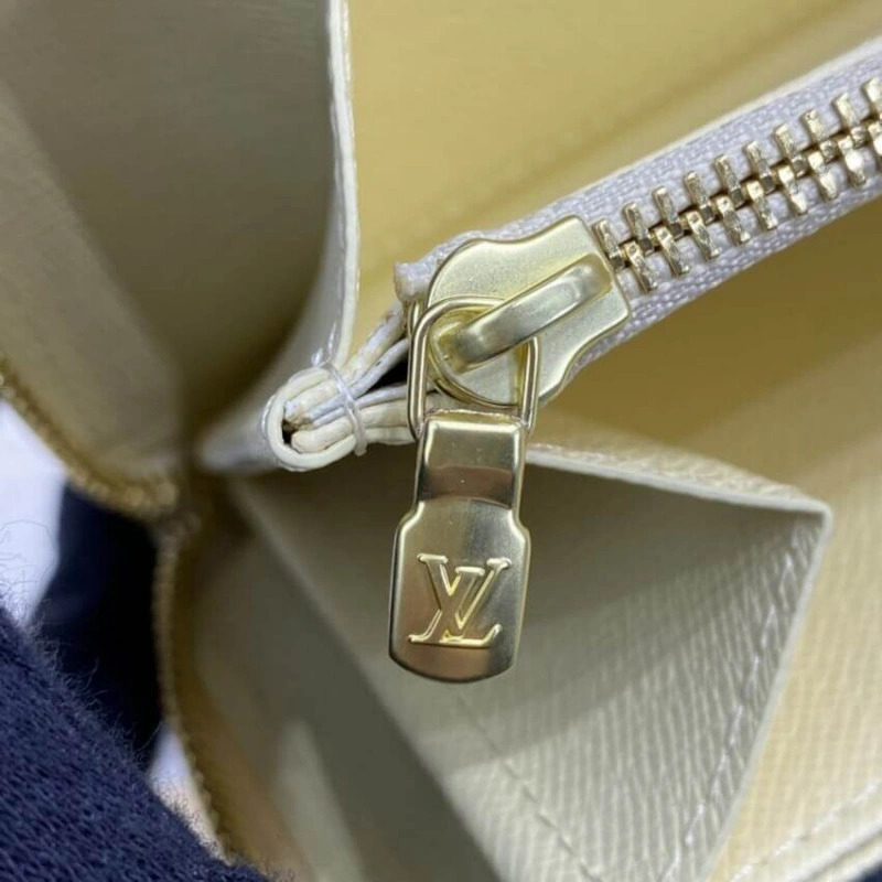 3 large g Louis Vuitton Damier Azur Zippy Wallet Beige - Image 8