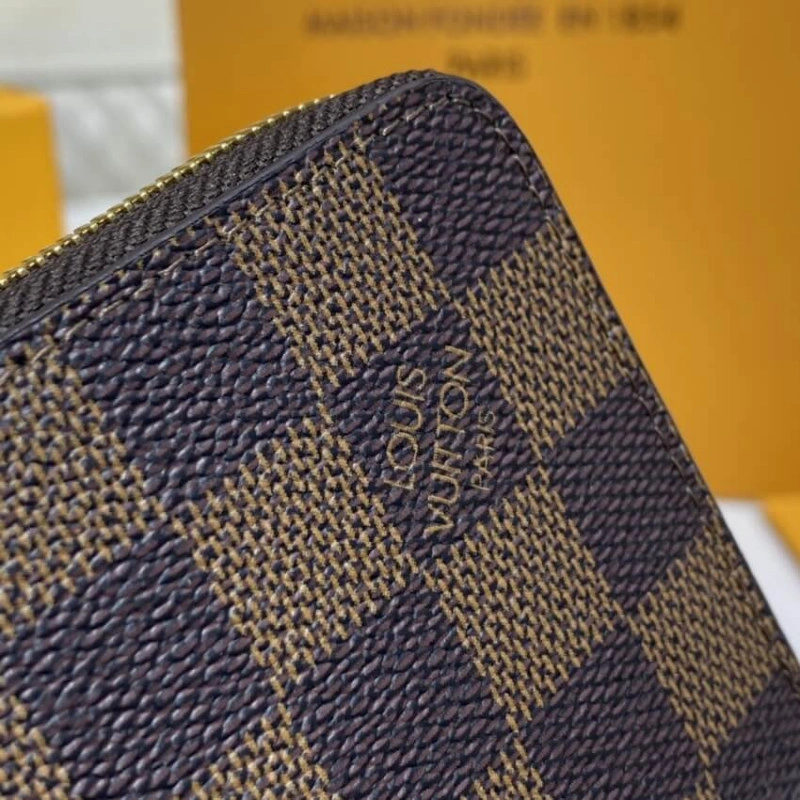 4 card sl Louis Vuitton Damier Ebene Zippy Coin Purse Brown - Image 5