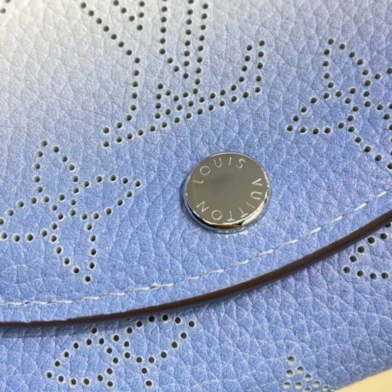 Zipped co Louis Vuitton Iris XS Wallet in Blue Gradient Mahina Perforated Leather - Image 5