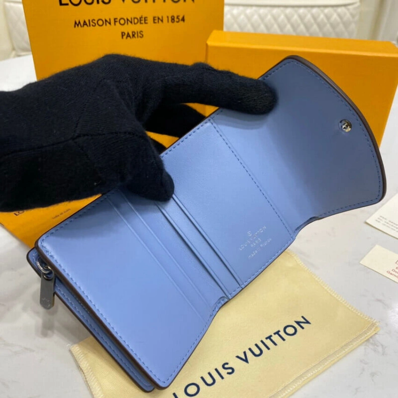 Zipped co Louis Vuitton Iris XS Wallet in Blue Gradient Mahina Perforated Leather - Image 7