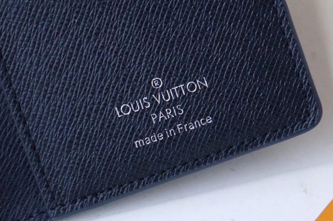 Louis Vuitton LV Card Case Comfortable 598 - Image 5