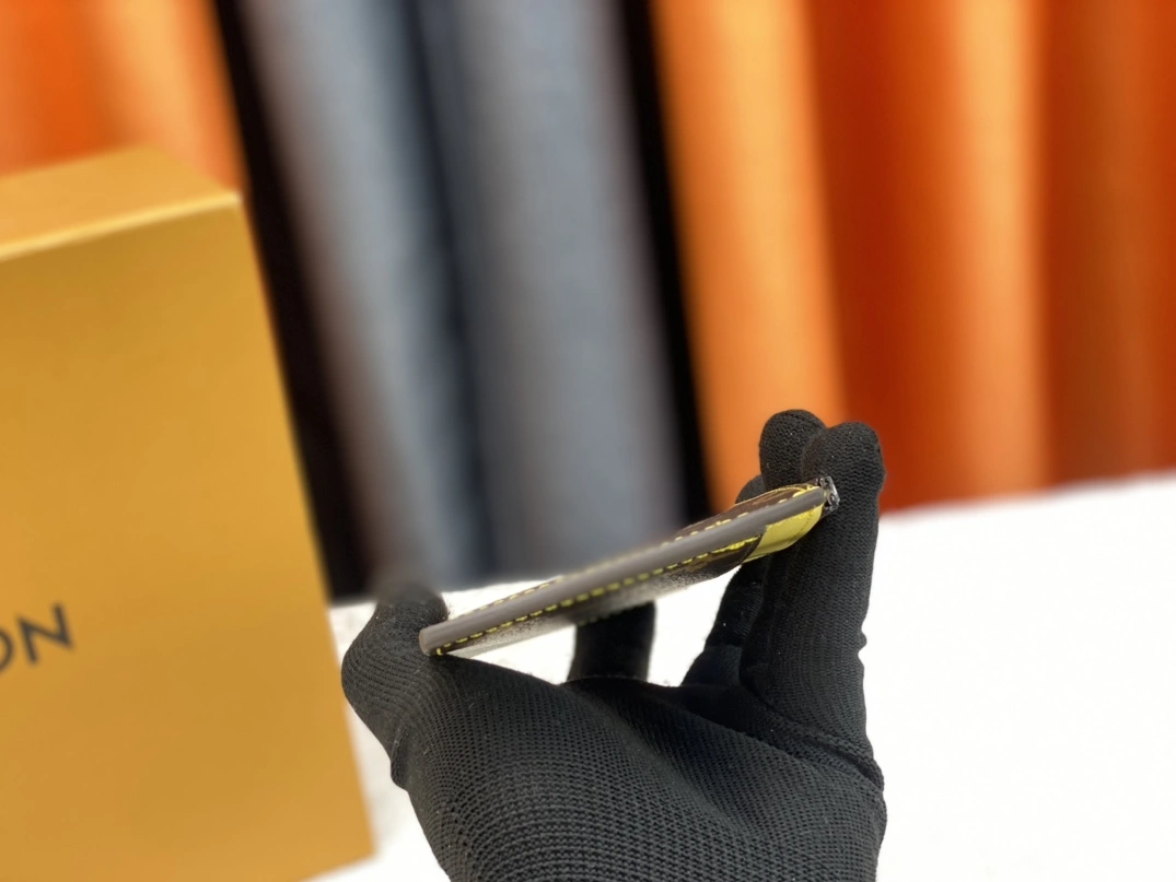 Louis Vuitton LV Card Case For Women GoAnywhere 117 - Image 5