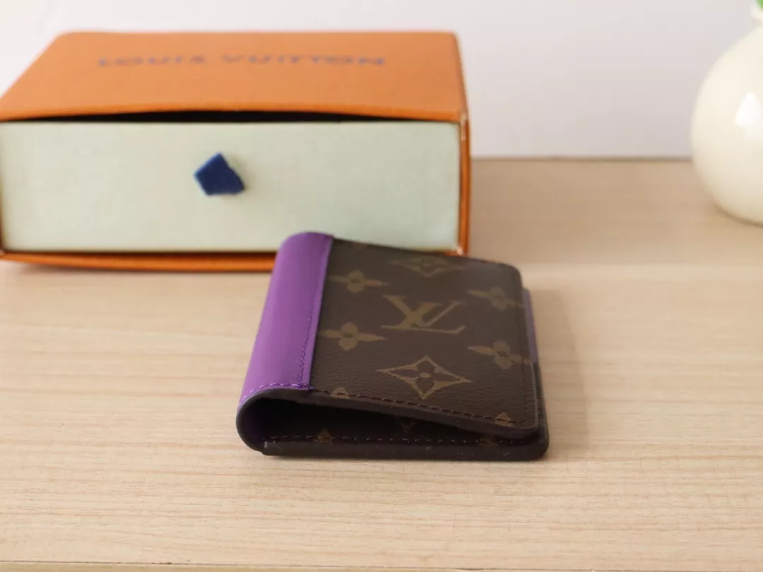 Louis Vuitton LV Card Case Lightweight 8663 - Image 5
