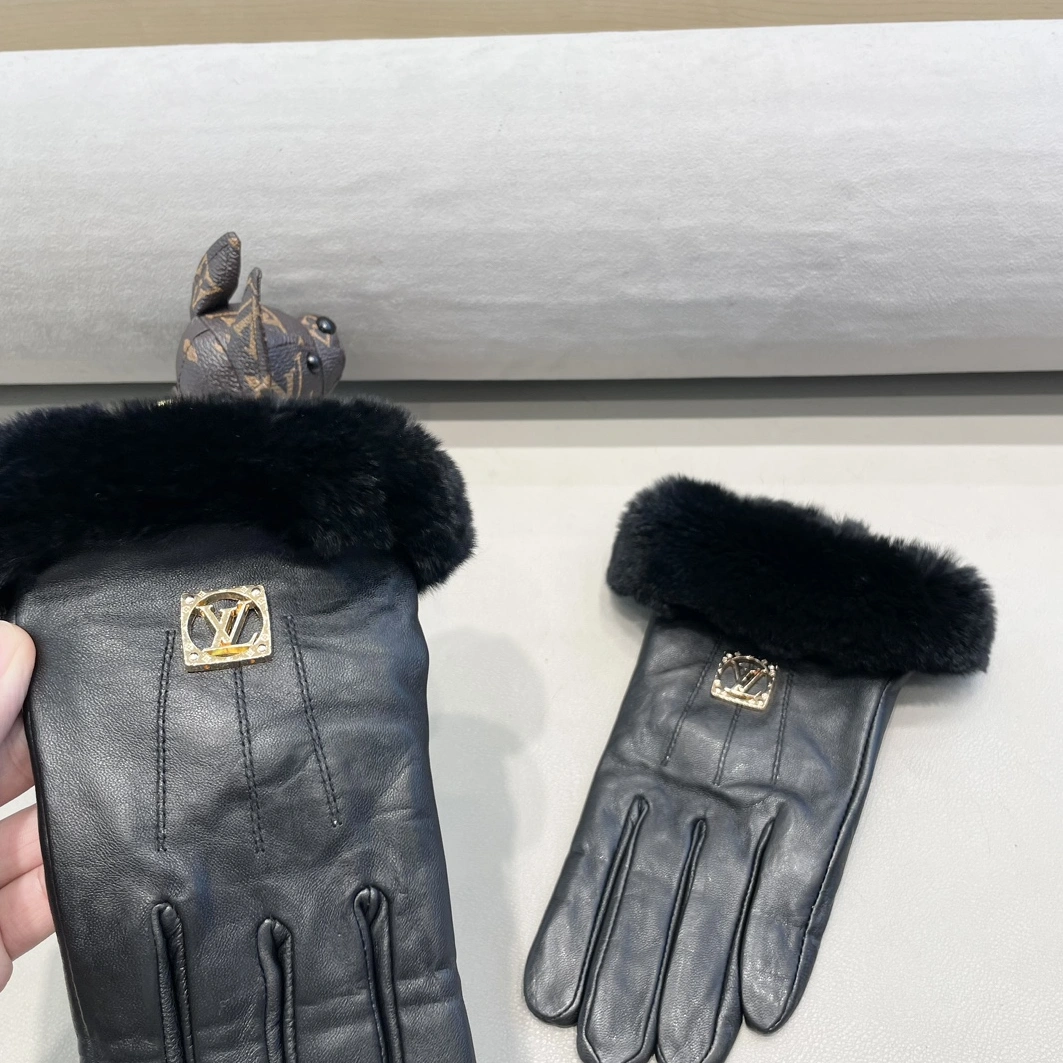 Louis Vuitton LV Gloves For Women Popular 555 - Image 3
