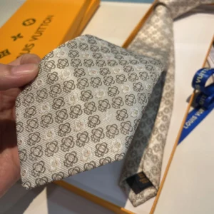 Louis Vuitton LV Necktie For Men HighQuality 2900