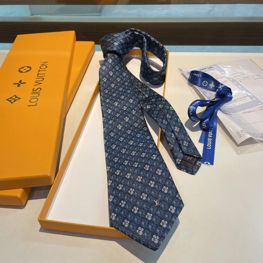 Louis Vuitton LV Necktie For Men Soft 3878 - Image 3