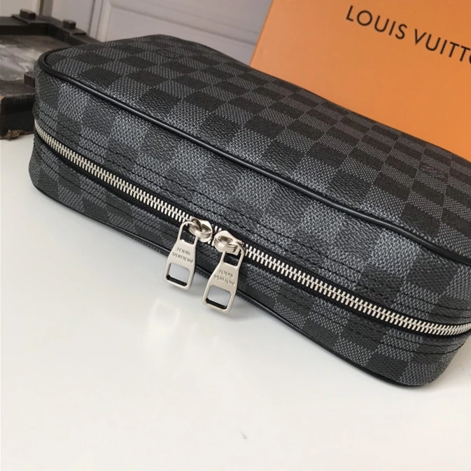 Louis Vuitton LV Quality Toiletry Kits Functional 8865 - Image 3