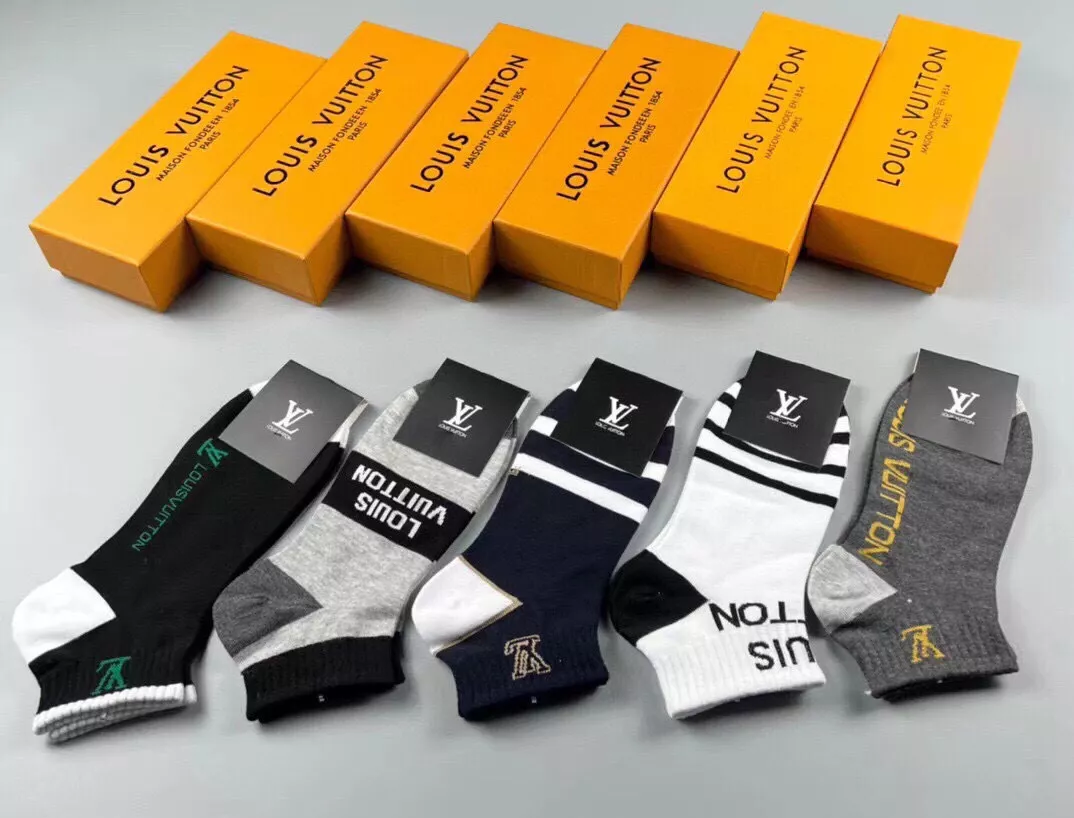 Louis Vuitton LV Socks For Men GoAnywhere 1704