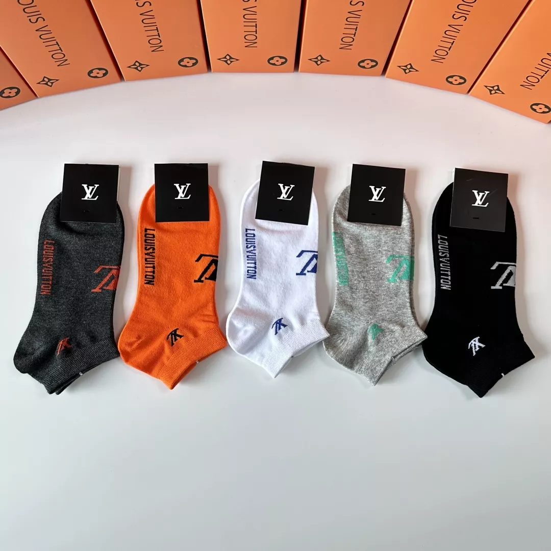 Louis Vuitton LV Socks Trendy 2145