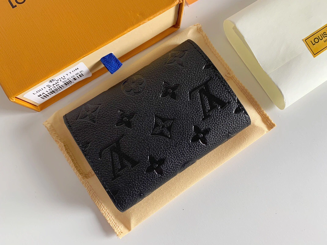 Louis Vuitton LV Wallets For Women Minimalist 8602