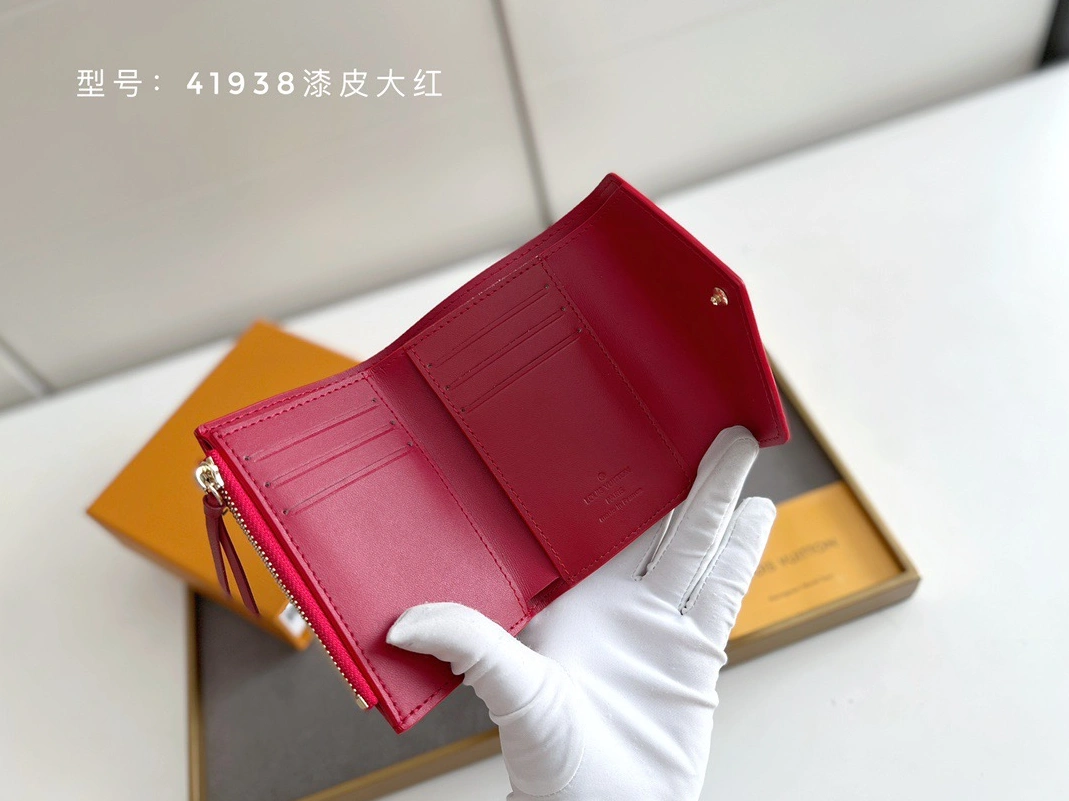 Louis Vuitton LV Wallets Versatile 5545 - Image 4