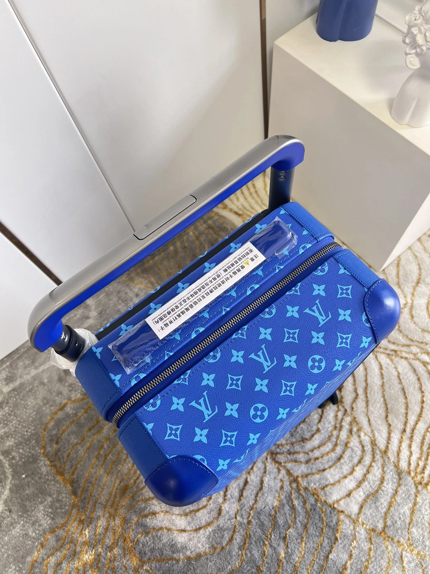 Louis Vuitton Luggage Reliable 8683 - Image 6