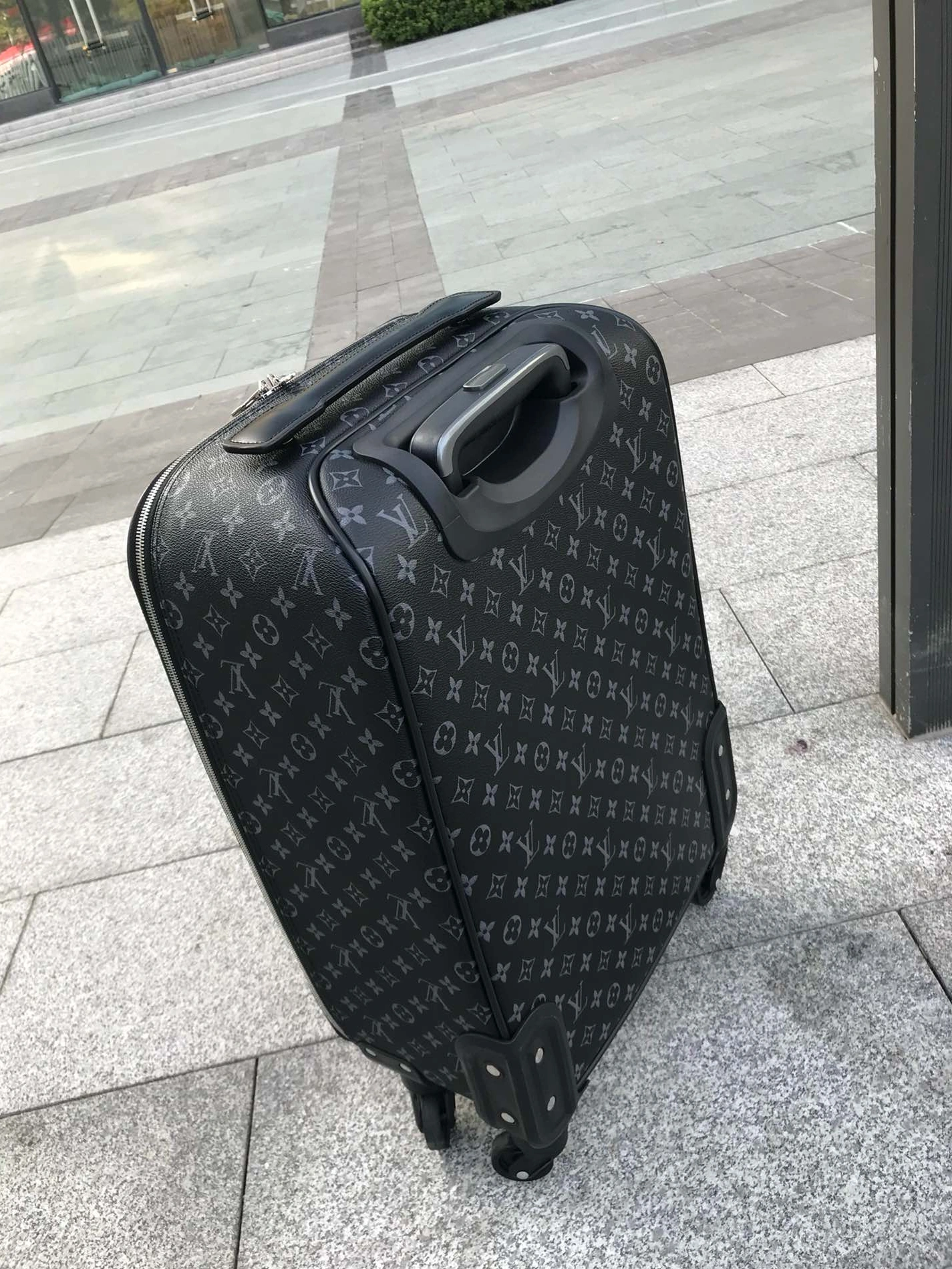 Louis Vuitton Luggage Sophisticated 4536 - Image 5