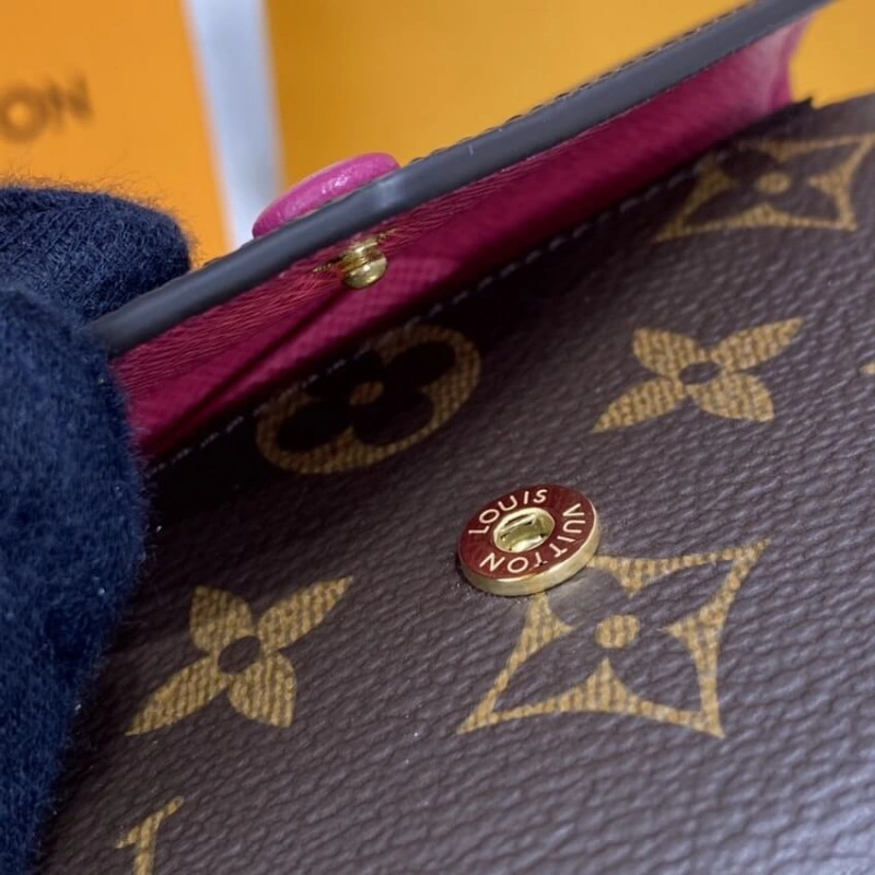 Bill pock Louis Vuitton Monogram Canvas Victorine Wallet Rose Red - Image 6