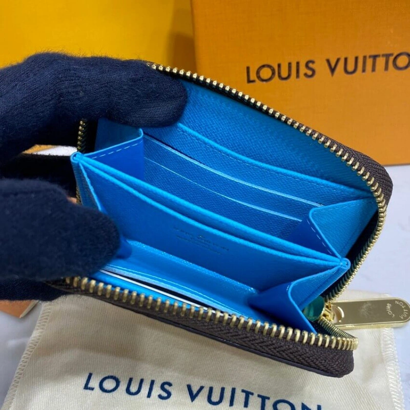 Businessc Louis Vuitton Monogram Canvas Zippy Coin Purse - Image 8