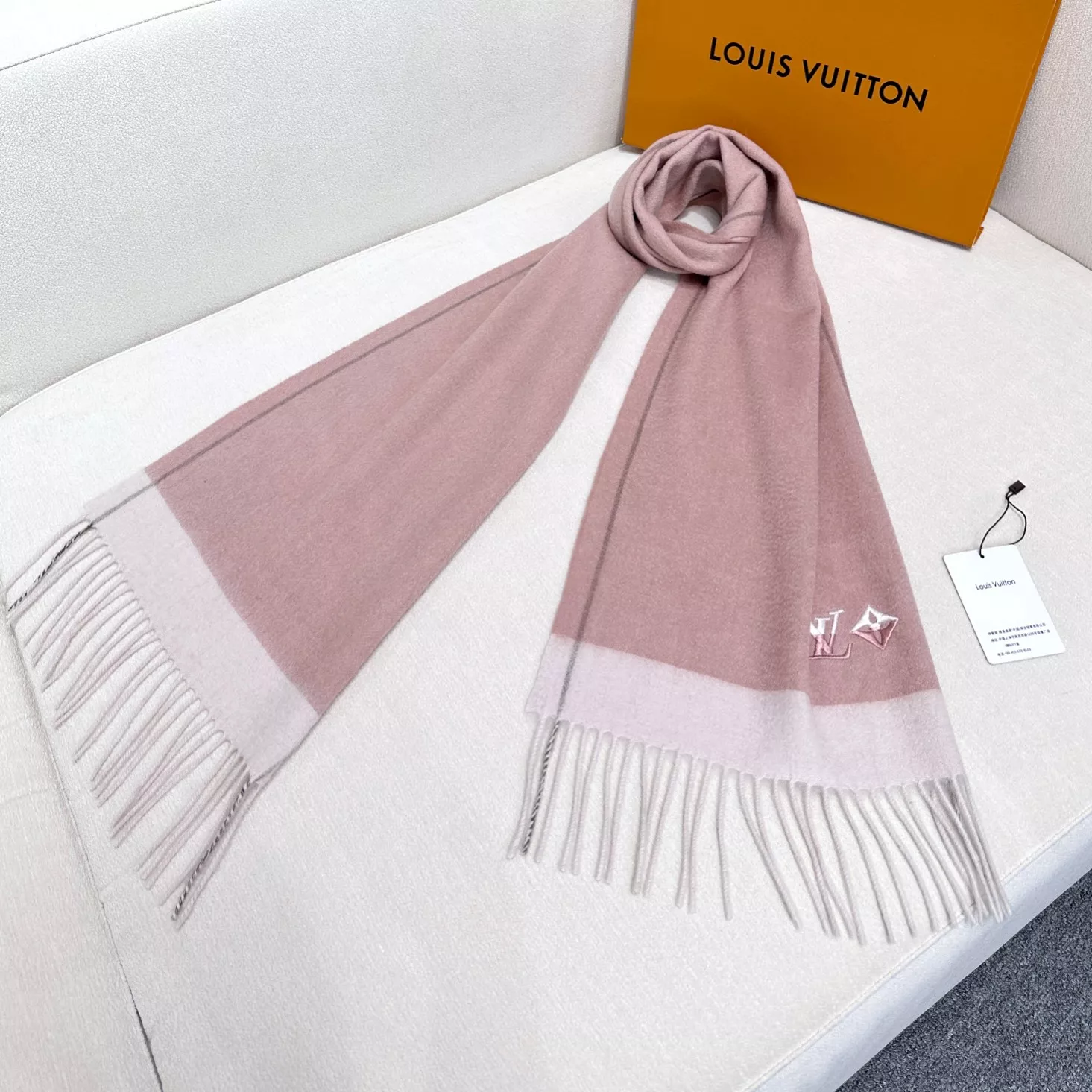 Louis Vuitton Scarf HighQuality 8996