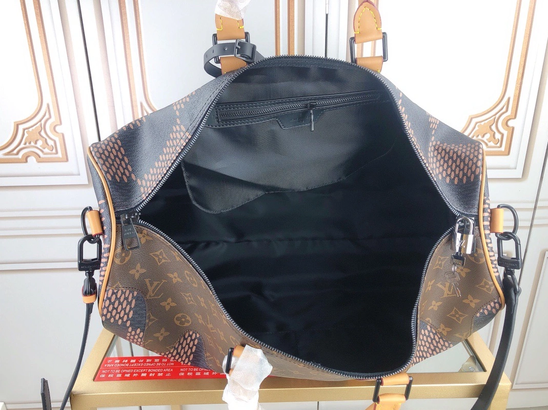 Louis Vuitton Travel Bags Classic 6585 - Image 5