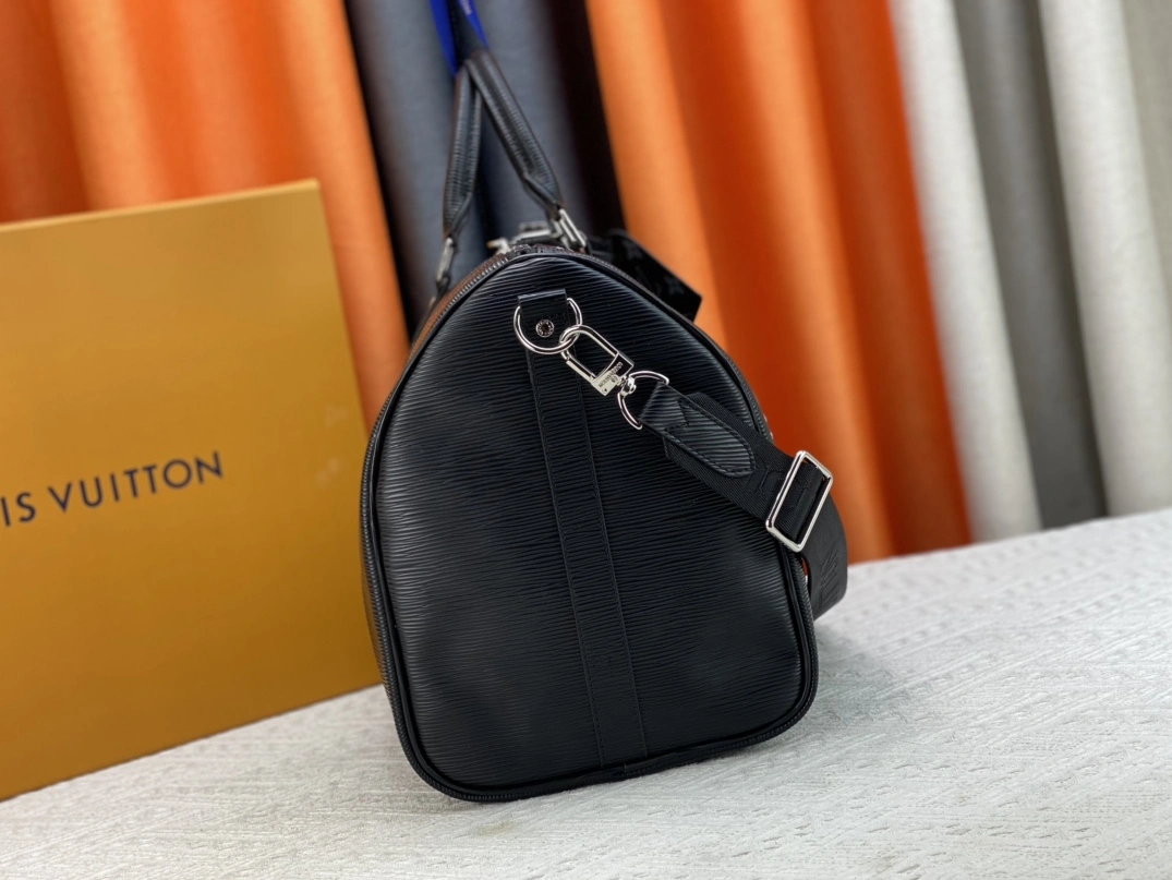 Louis Vuitton Travel Bags For Unisex Elegant 3084