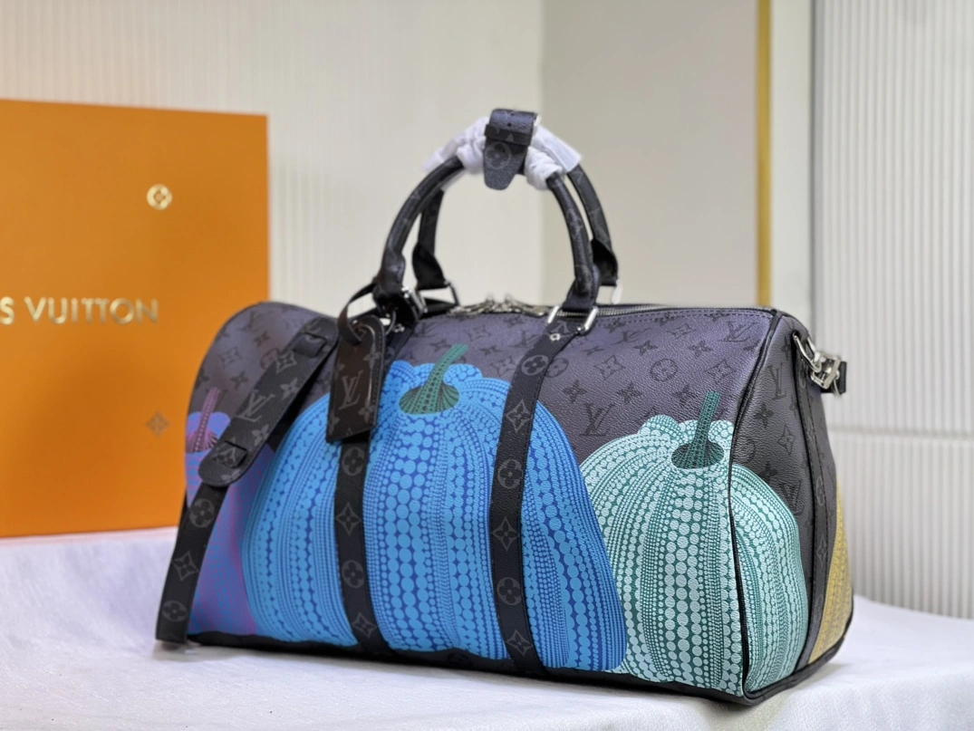 Louis Vuitton Travel Bags For Unisex Versatile 9629 - Image 3