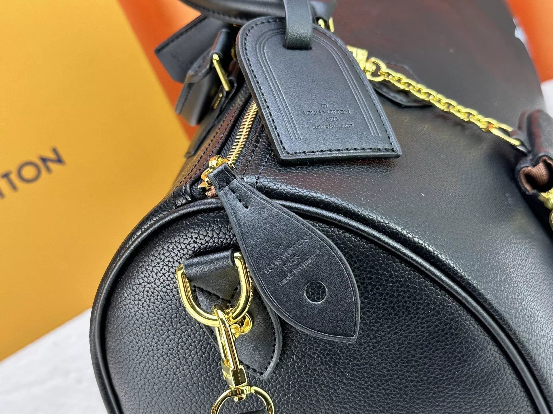 Louis Vuitton Travel Bags Minimalist 7268 - Image 6