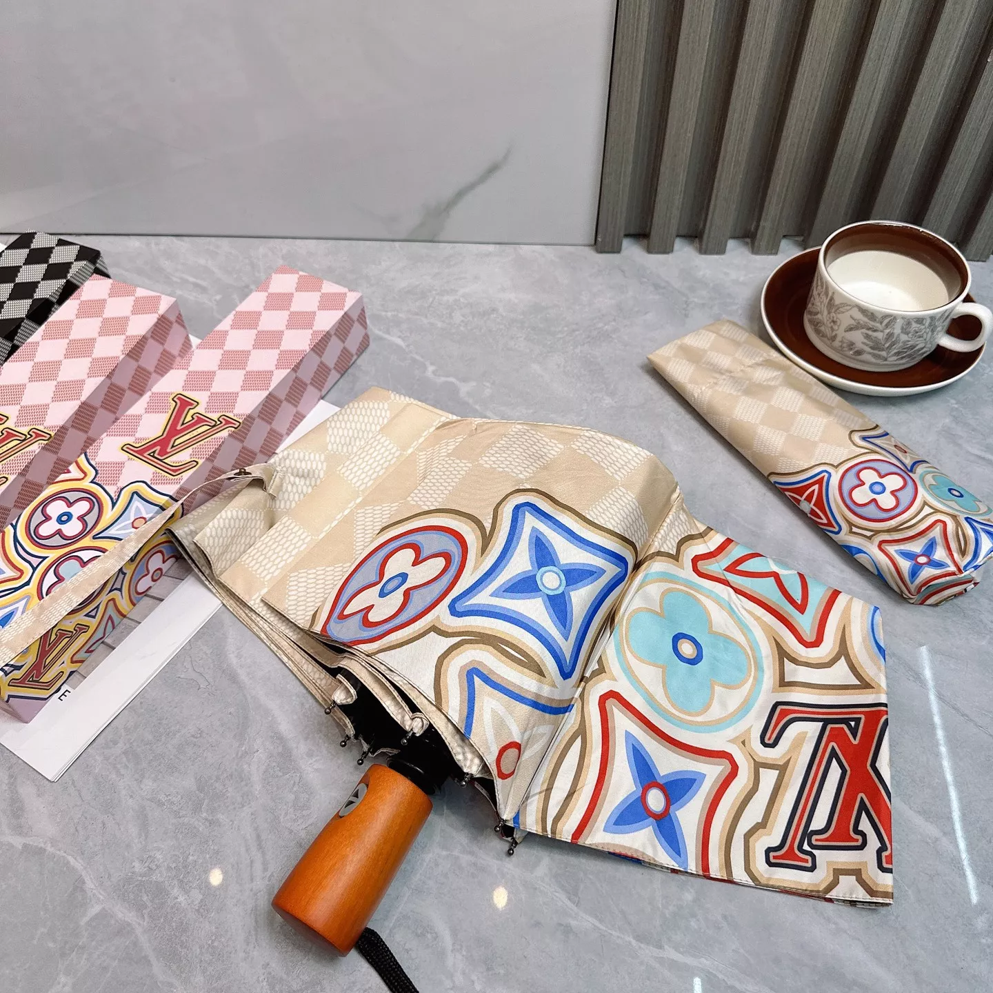 Louis Vuitton Umbrellas Unique 2622 - Image 7