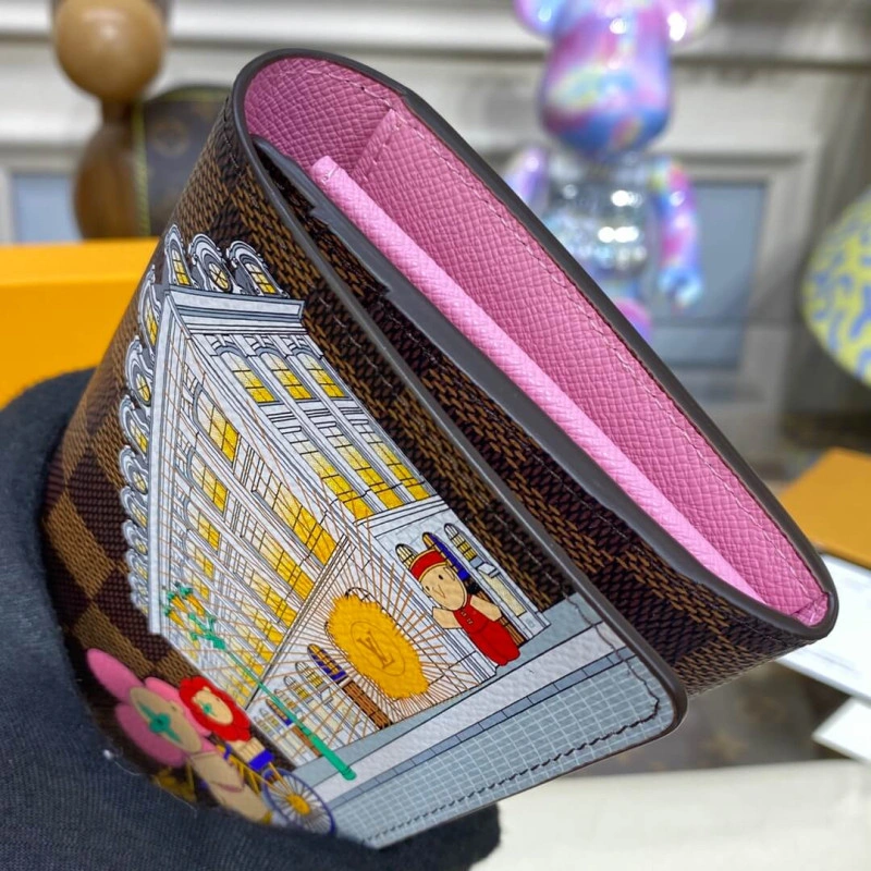 Zipped co Louis Vuitton Vivienne Holidays Damier Ebene Sarah Wallet Pink - Image 5
