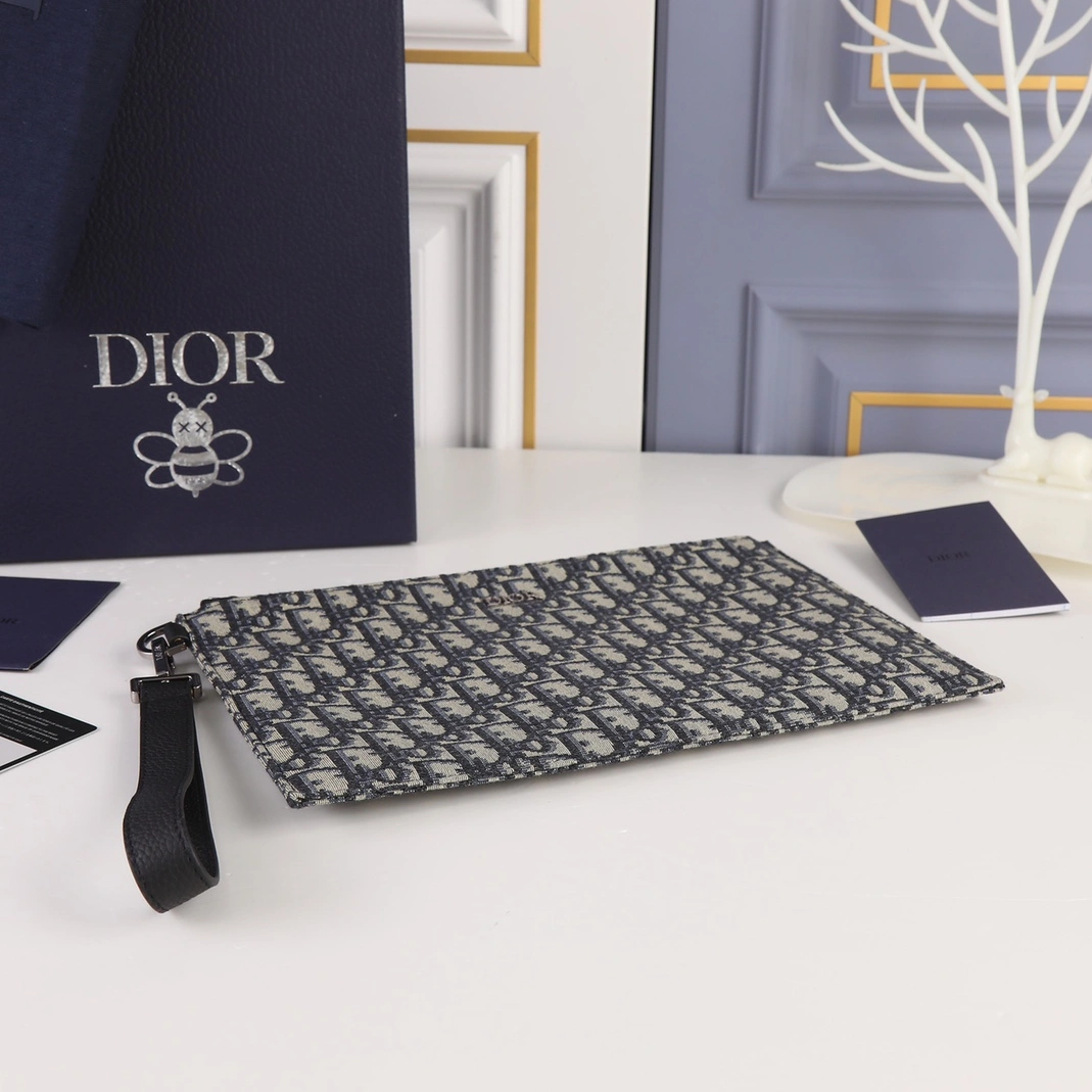 Minimalist 2060 Christian Dior AAA Man Wallets - Image 4