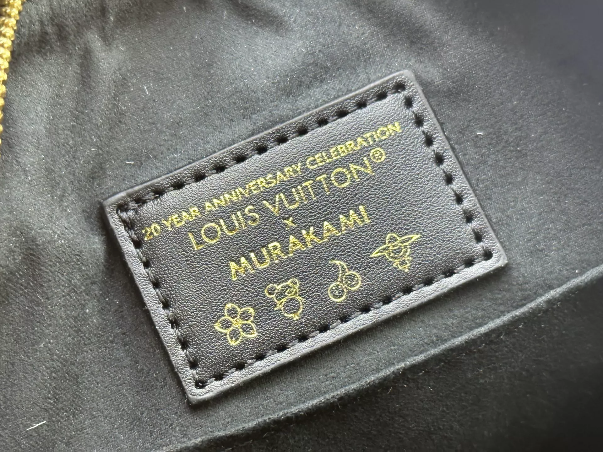 Minimalist 2486 Louis Vuitton AAA Quality Handbags For Women - Image 7