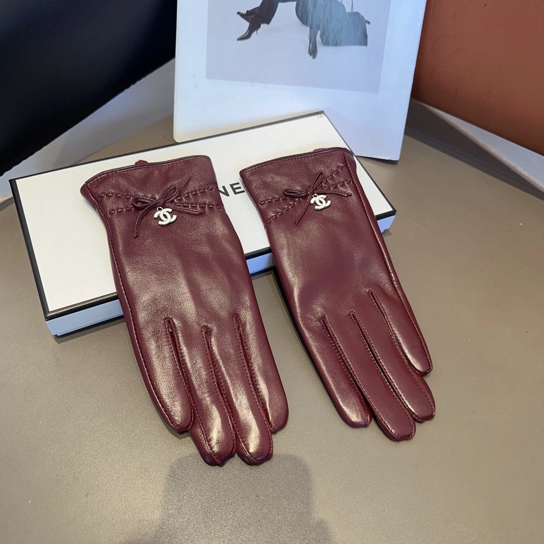 Minimalist 3696 Chanel Gloves For Women - Image 7