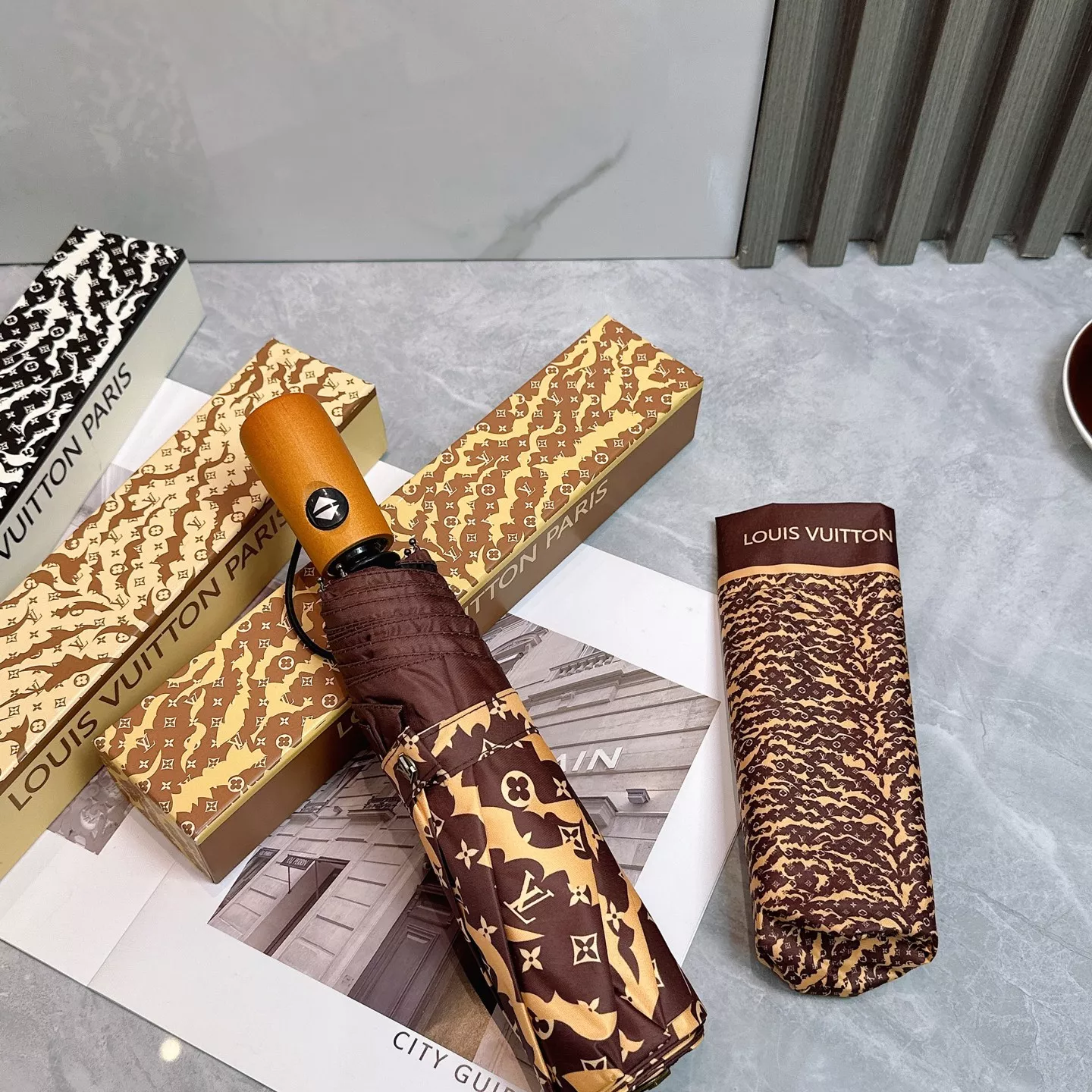 Modern 4554 Louis Vuitton Umbrellas - Image 8