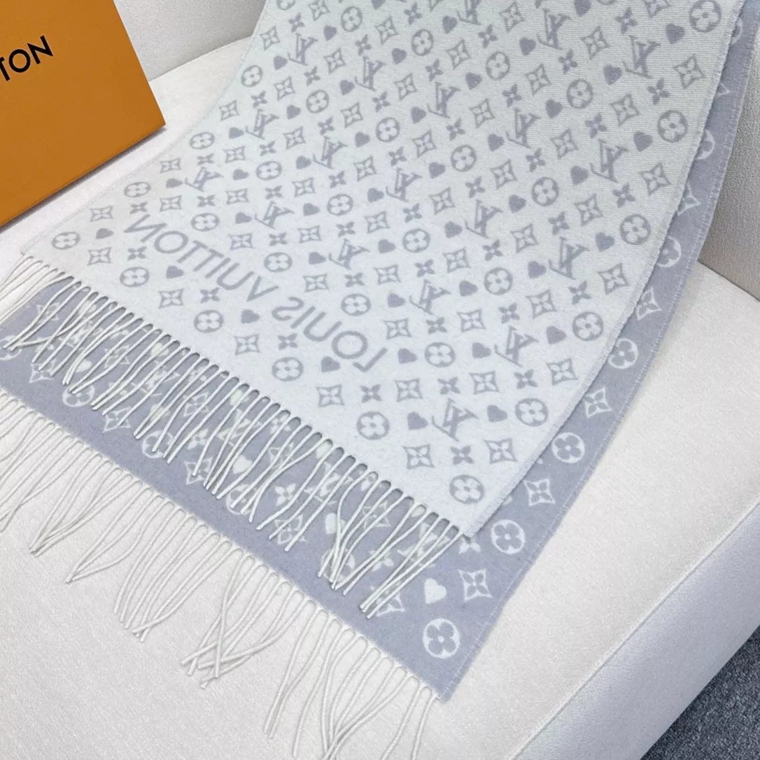 Modern 5058 Louis Vuitton Scarf For Unisex - Image 3