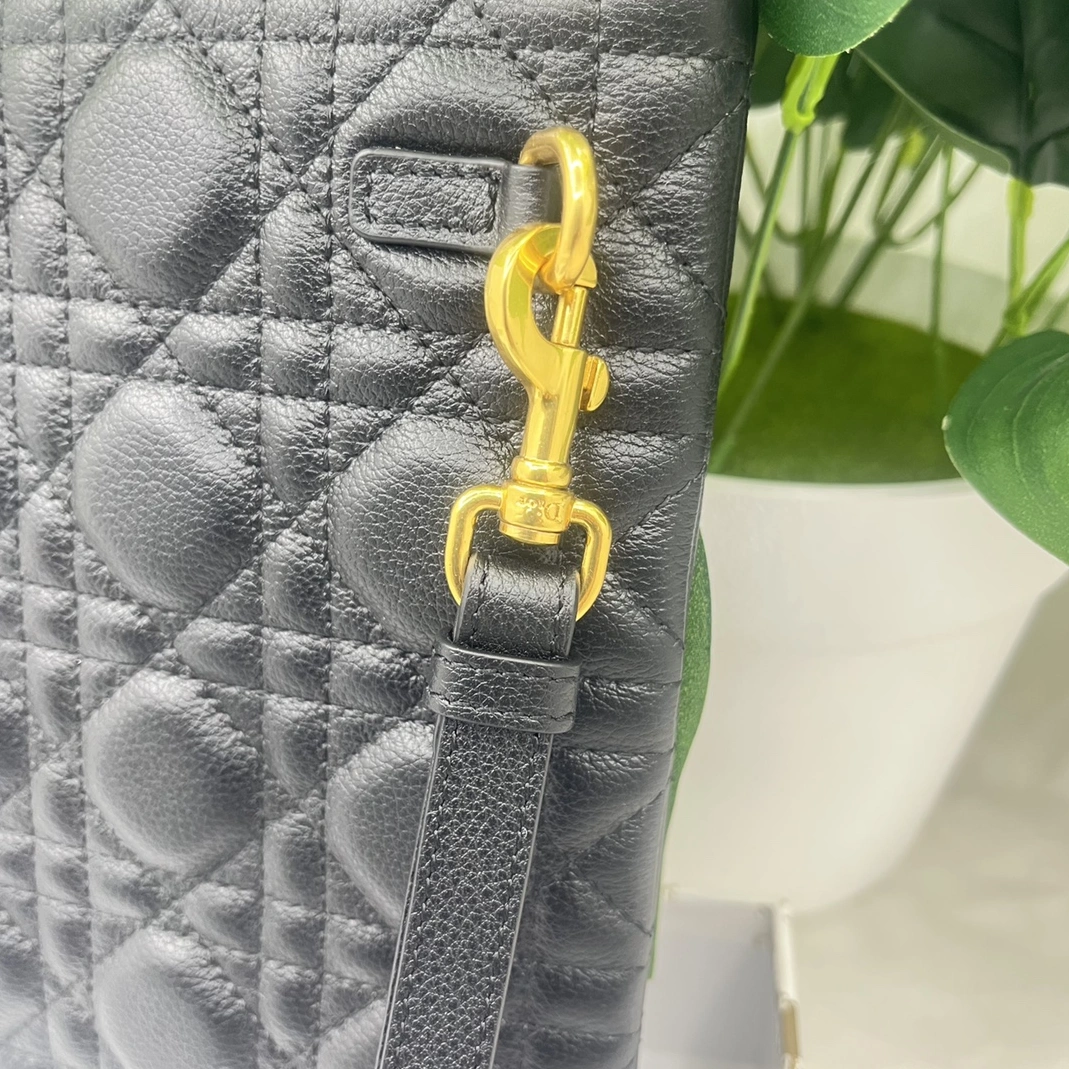 ModernLook 8113 Christian Dior AAA Quality Wallets For Women - Image 6