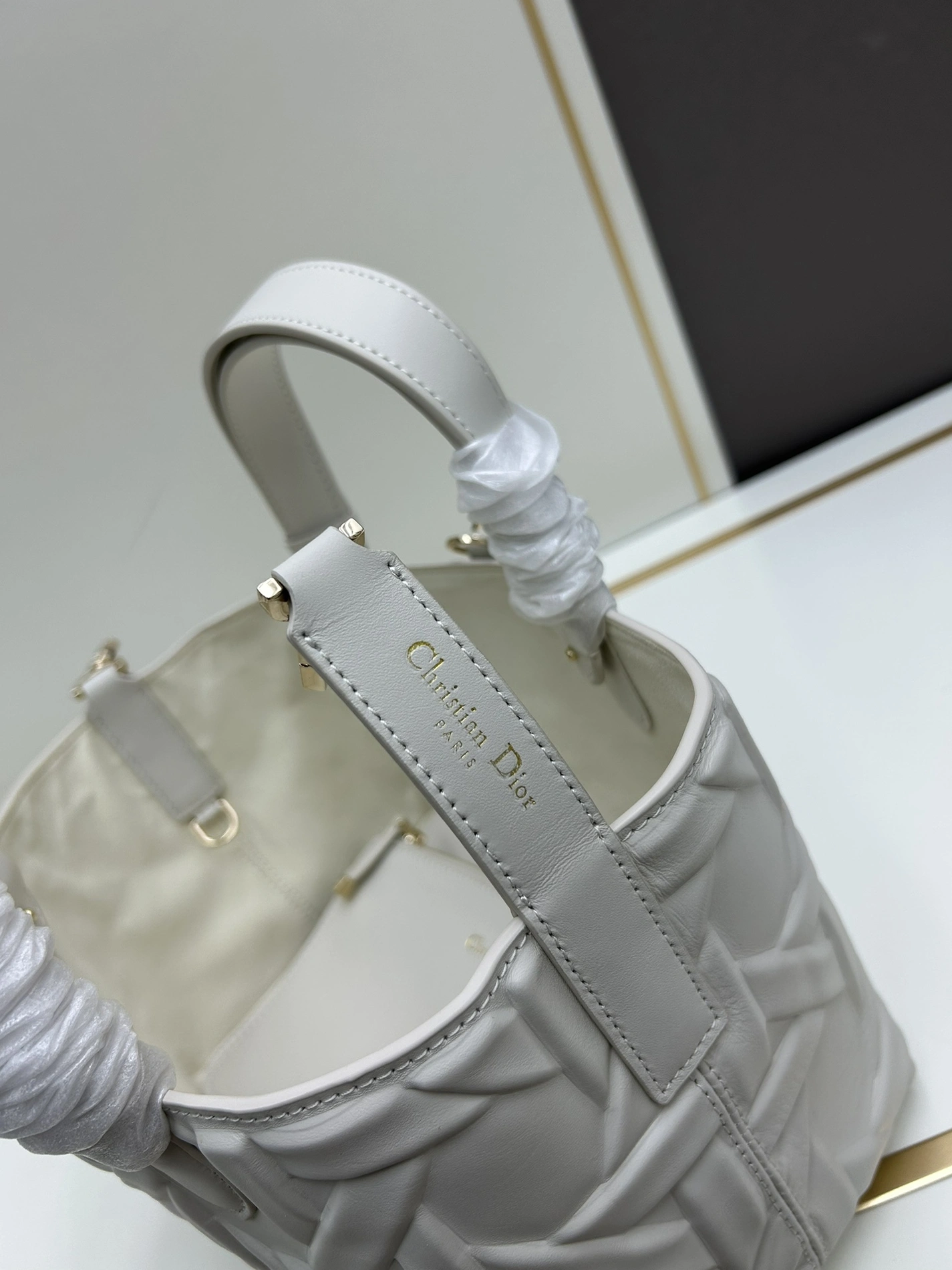 NewStyle 504 Christian Dior AAA Quality Handbags For Women - Image 8