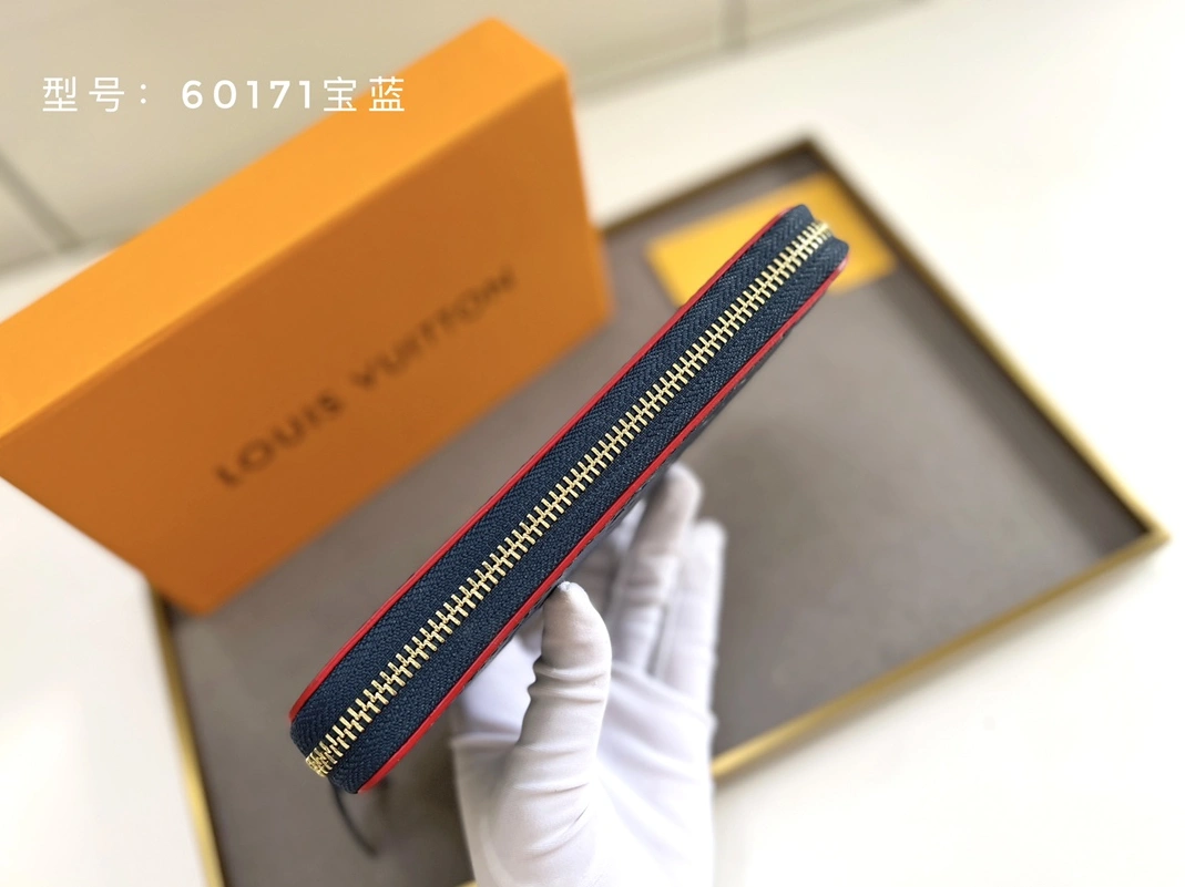 Popular 8304 Louis Vuitton LV Wallets For Women - Image 3