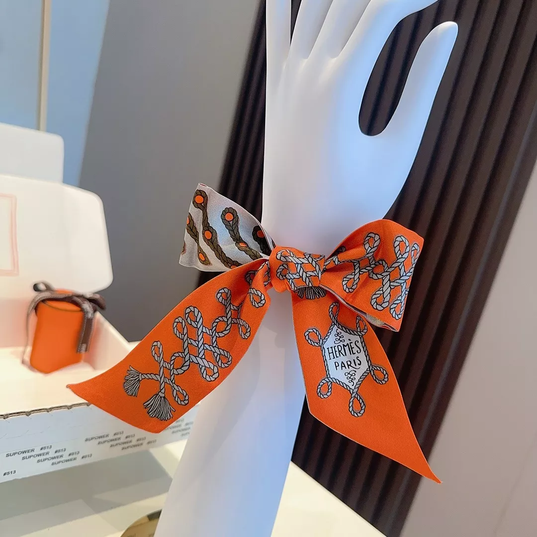 Practical 2566 Hermes Silk Scarf - Image 5