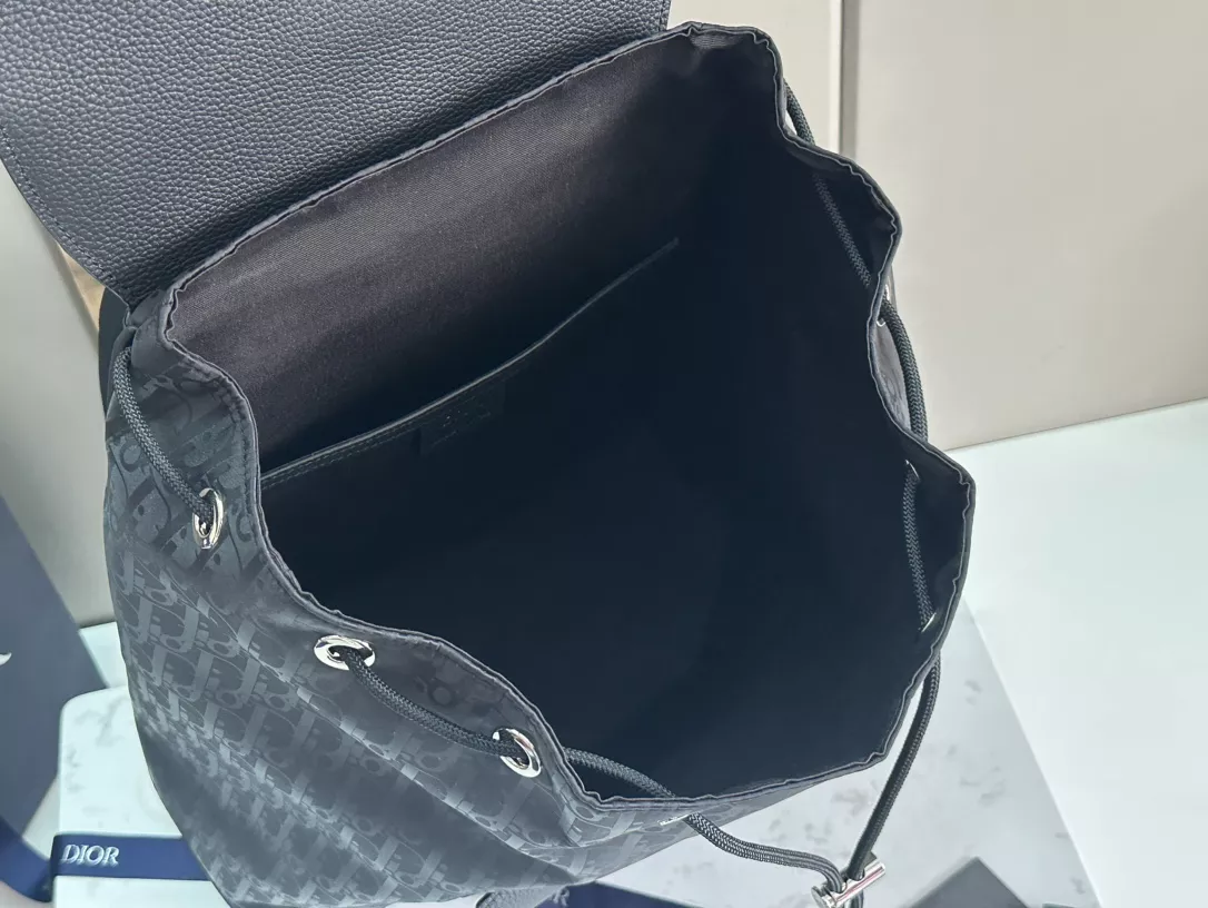 Practical 7417 Christian Dior AAA Man Backpacks - Image 8