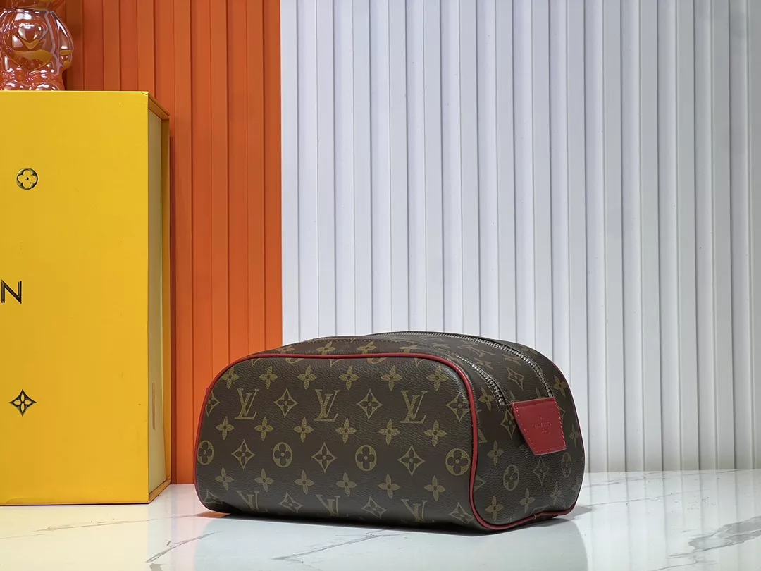 Refined 2778 Louis Vuitton AAA Quality Handbags For Women - Image 3